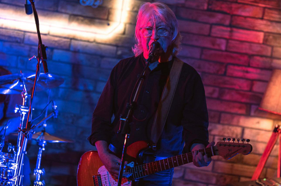 You are currently viewing Norman Beaker: Tešanj u ritmu bluesa (najava)